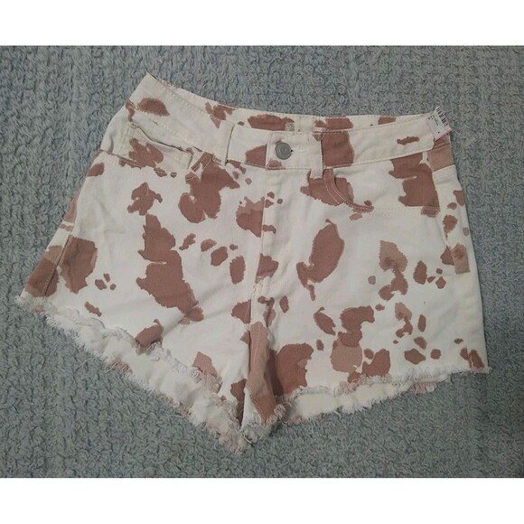 Altar'd State Cow Print Freyed Denim Shorts Xs Beachy Boho - Picture 1 of 7